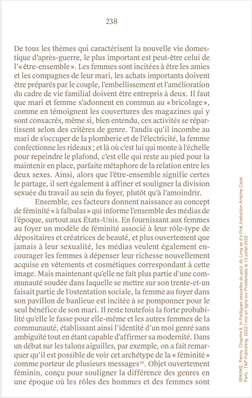 http://problemata.huma-num.fr/omeka_beta/files/large/1126/sparke_Penny_ch8_07_politiques_sexuelles_du_gout_as_long_as_its_pink_traduction_antoine_caze_tppublishing_2022_problemata_le_150722.jpg