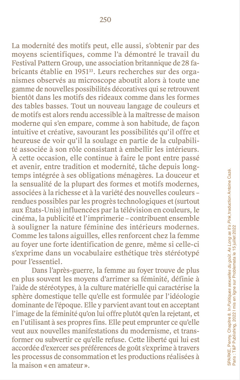 http://problemata.huma-num.fr/omeka_beta/files/large/1126/sparke_Penny_ch8_19_politiques_sexuelles_du_gout_as_long_as_its_pink_traduction_antoine_caze_tppublishing_2022_problemata_le_150722.jpg