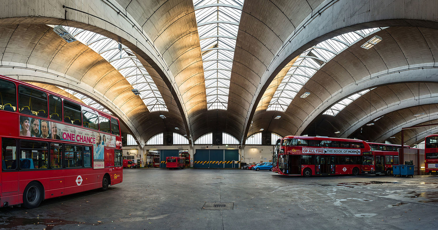 http://problemata.huma-num.fr/omeka_beta/files/large/1770/3_Stockwell_Bus_Garage_1_London_UK_-_Diliff.jpg