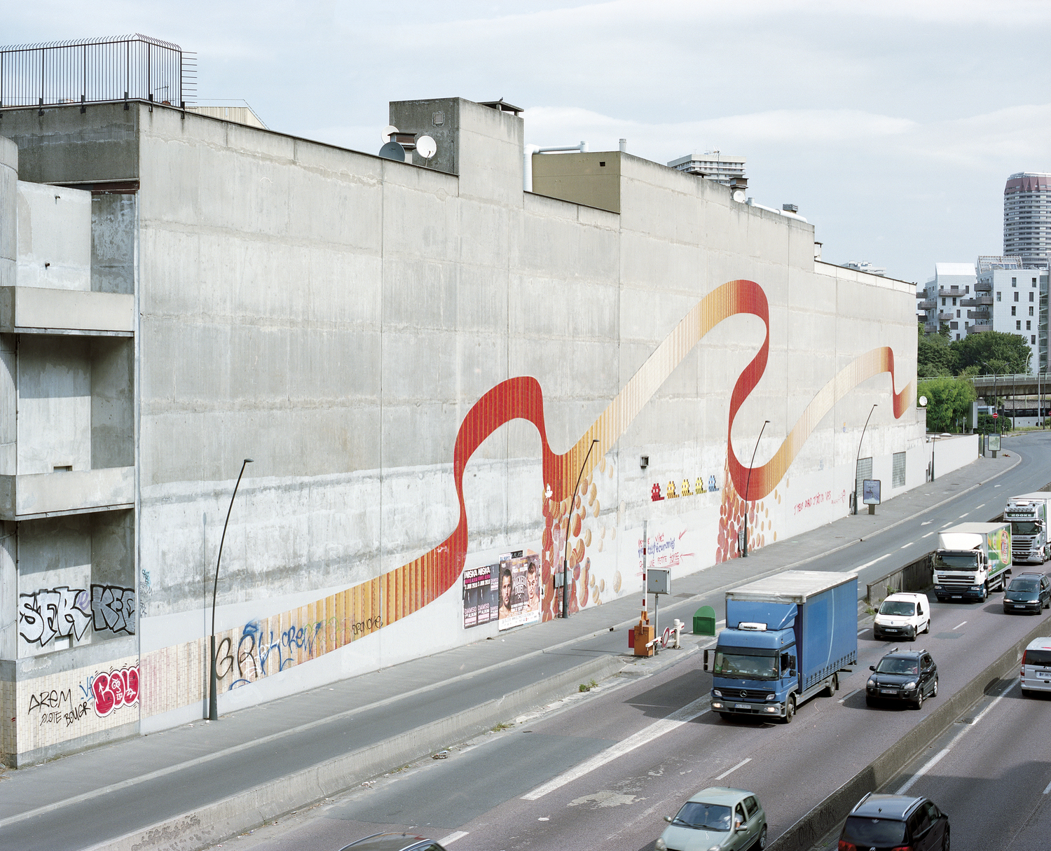 2310. Julien Lelièvre, série photographique « On the road », 2009-2016,  31/31 @ problemata